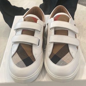 Boys Burberry Sneakers
